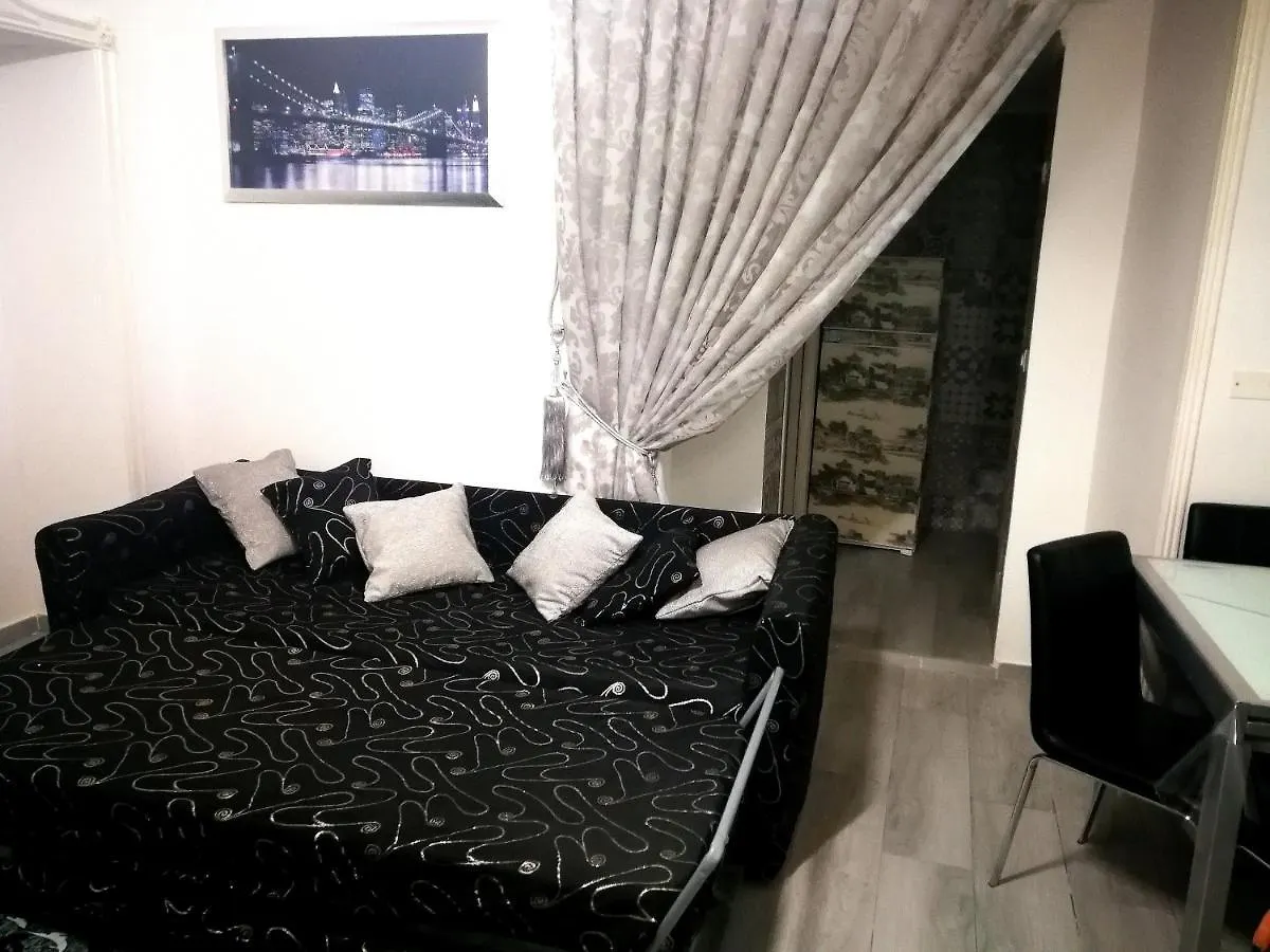 Benvenuti A Sud 2 Apartamento Nápoles